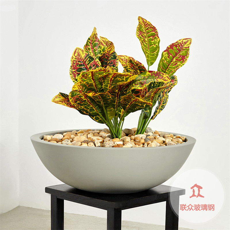 玻璃鋼花盆戶外長方形市政公路高架橋懸掛花盆防曬玻璃鋼花箱廠家