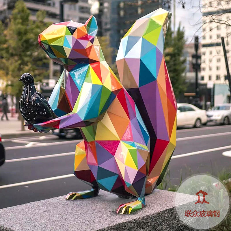 戶外卡通動物座椅玻璃鋼雕塑休閑椅凳子公園庭院幼兒園林景區(qū)擺件